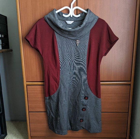 Maroon/grey cowl neck dress with belt - Picture 3 of 7